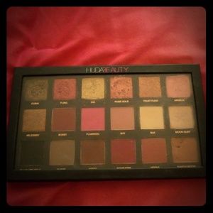 Huda beauty palette original